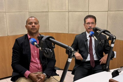 JUIZ DA COMARCA DE COLINAS CONCEDE ENTREVISTA À RÁDIO ITAPECURU FM